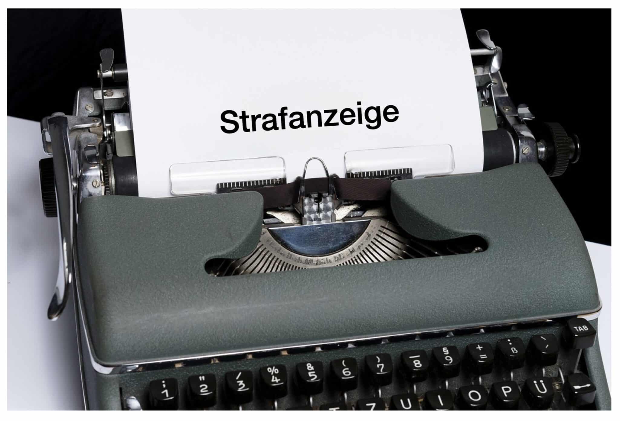 Du betrachtest gerade Eine Strafanzeige erstatten